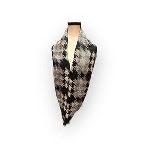 Womens Wide Houndstooth Infinity Scarf  Black White Gray